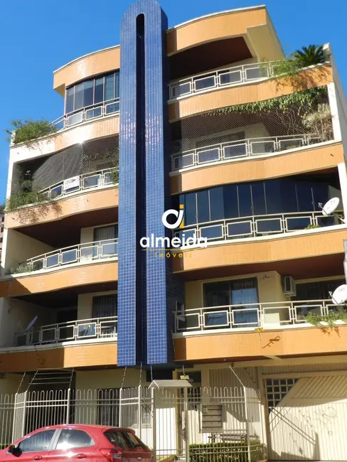 Cobertura com 3 quartos à venda, 190m2 em Nossa Senhora do Rosário, Santa Maria - RS - imagem 1 Foto 1 de Cobertura com 3 quartos à venda, 190m2 em Nossa Senhora do Rosário, Santa Maria - RS