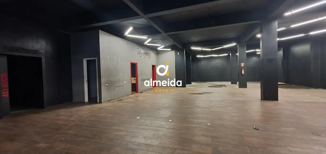 Foto 2 de Sala Comercial com 3 quartos para alugar, 452m2 em Centro, Santa Maria - RS