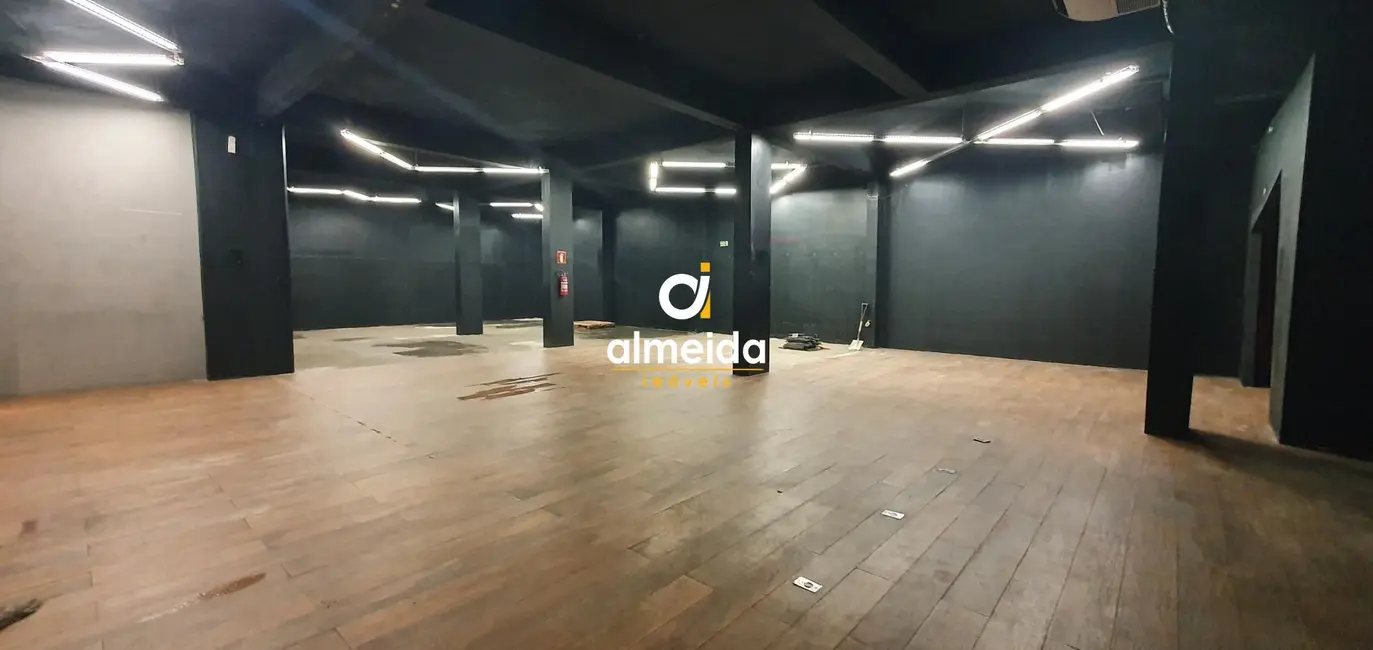 Foto 1 de Sala Comercial com 3 quartos para alugar, 452m2 em Centro, Santa Maria - RS