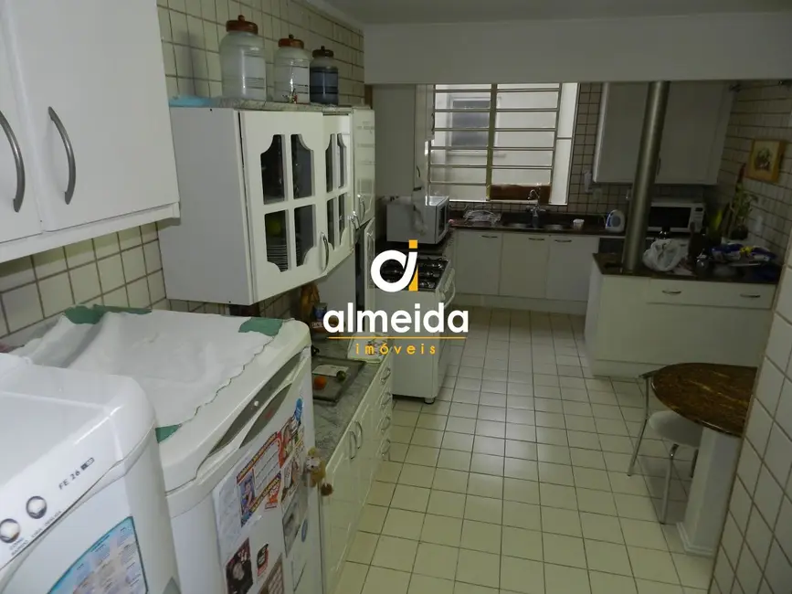Foto 9 de Cobertura com 4 quartos à venda, 436m2 em Nossa Senhora de Lourdes, Santa Maria - RS
