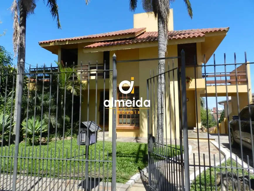 Foto 1 de Casa com 4 quartos à venda, 411m2 em Nossa Senhora de Lourdes, Santa Maria - RS