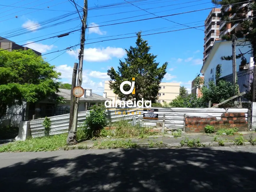 Foto 1 de Terreno / Lote à venda, 360m2 em Nossa Senhora de Lourdes, Santa Maria - RS