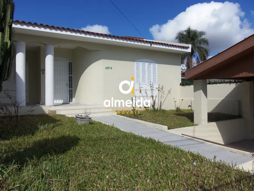 Foto 1 de Casa com 3 quartos à venda, 142m2 em Nossa Senhora do Rosário, Santa Maria - RS