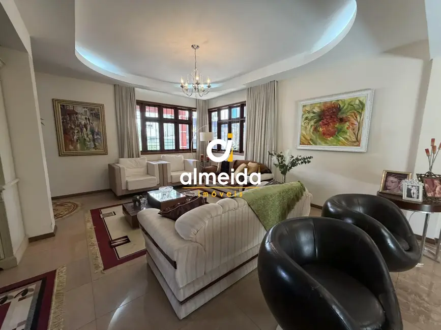 Foto 5 de Casa com 4 quartos para alugar, 309m2 em Nossa Senhora do Rosário, Santa Maria - RS
