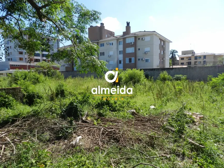 Foto 1 de Terreno / Lote à venda, 900m2 em Camobi, Santa Maria - RS