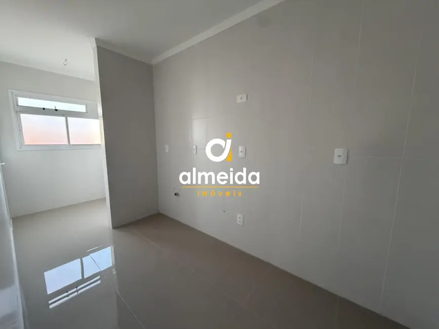 Apartamento com 2 quartos à venda, 68m2 em Uglione, Santa Maria - RS - imagem 4 Foto 4 de Apartamento com 2 quartos à venda, 68m2 em Uglione, Santa Maria - RS