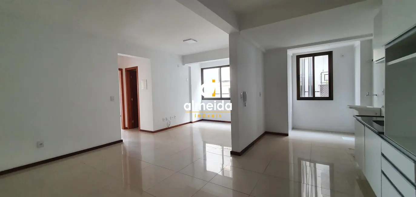 Foto 1 de Apartamento com 2 quartos à venda, 75m2 em Nossa Senhora de Fátima, Santa Maria - RS