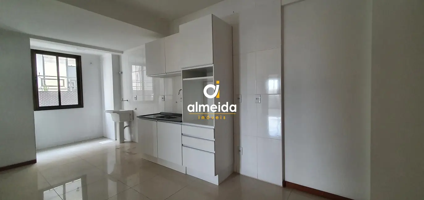 Foto 2 de Apartamento com 2 quartos à venda, 75m2 em Nossa Senhora de Fátima, Santa Maria - RS