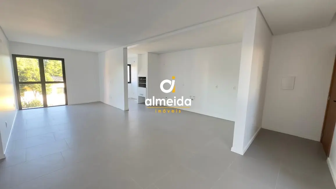 Foto 3 de Apartamento com 2 quartos à venda, 96m2 em Camobi, Santa Maria - RS