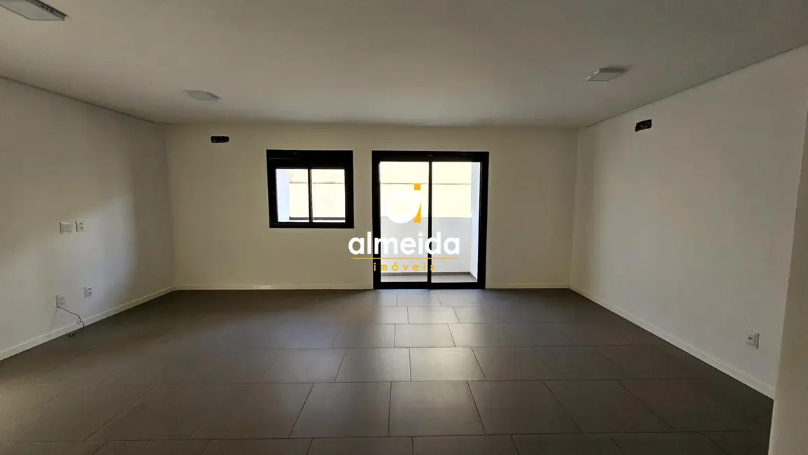 Apartamento com 1 quarto para alugar, 47m2 em Camobi, Santa Maria - RS - imagem 2 Foto 2 de Apartamento com 1 quarto para alugar, 47m2 em Camobi, Santa Maria - RS