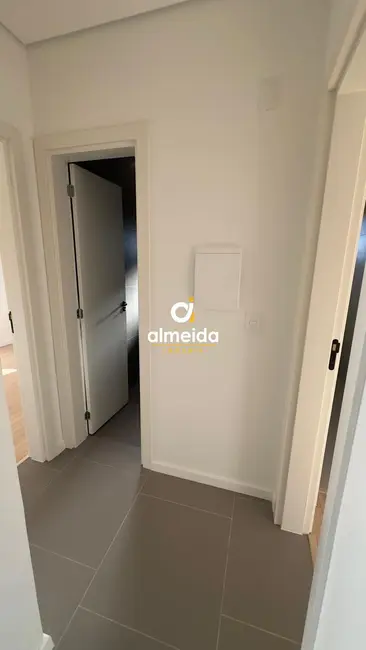 Foto 8 de Apartamento com 2 quartos à venda, 90m2 em Camobi, Santa Maria - RS