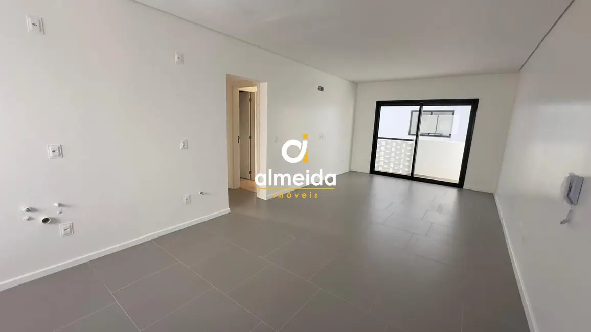 Foto 4 de Apartamento com 2 quartos à venda, 90m2 em Camobi, Santa Maria - RS
