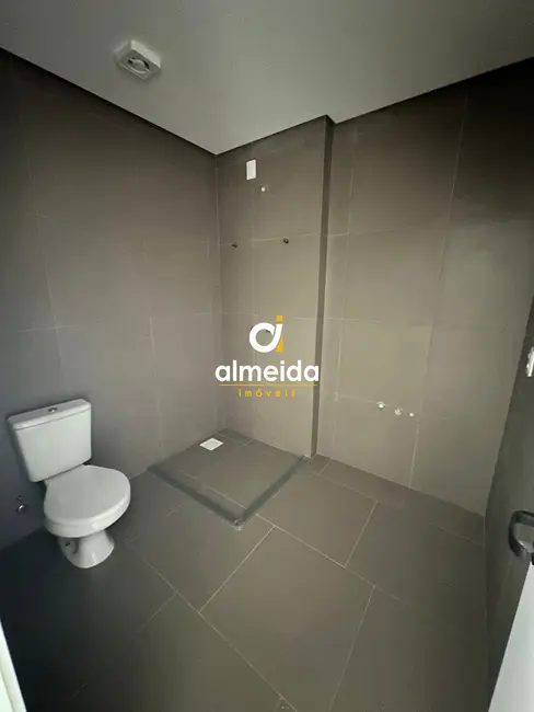 Apartamento com 2 quartos para alugar, 74m2 em Camobi, Santa Maria - RS - imagem 5 Foto 5 de Apartamento com 2 quartos para alugar, 74m2 em Camobi, Santa Maria - RS