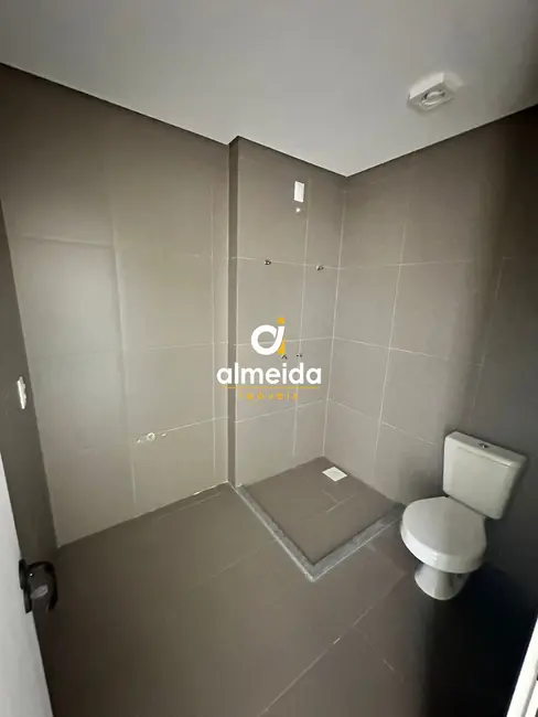 Apartamento com 2 quartos para alugar, 74m2 em Camobi, Santa Maria - RS - imagem 5 Foto 5 de Apartamento com 2 quartos para alugar, 74m2 em Camobi, Santa Maria - RS