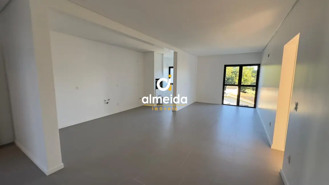 Foto 2 de Apartamento com 2 quartos à venda, 98m2 em Camobi, Santa Maria - RS