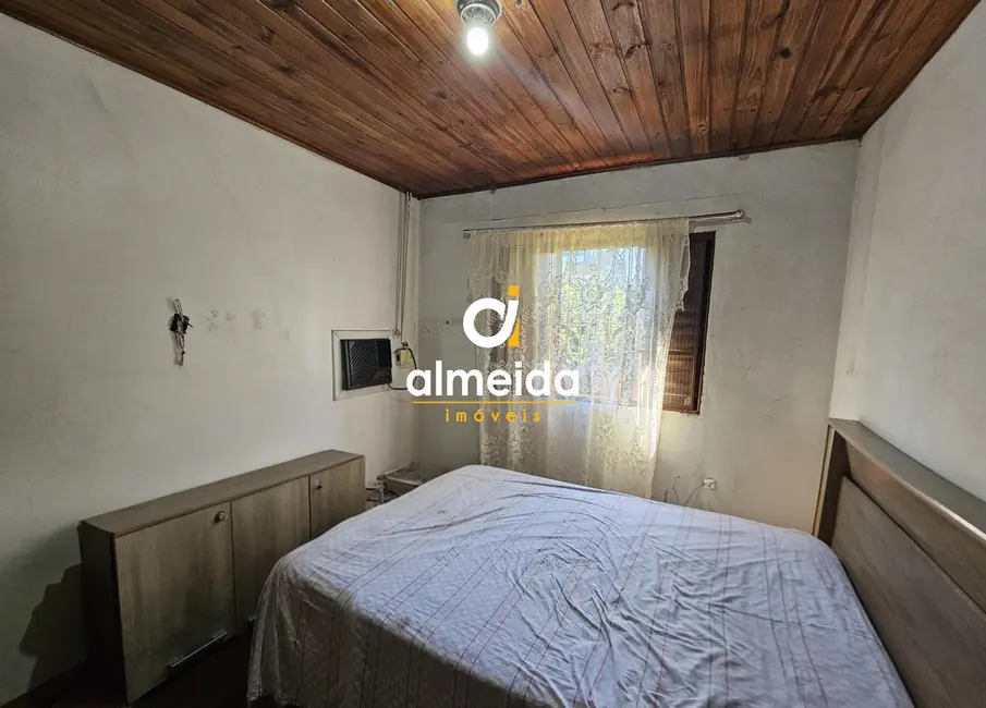Casa com 2 quartos à venda, 91m2 em Chácara das Flores, Santa Maria - RS - imagem 6 Foto 6 de Casa com 2 quartos à venda, 91m2 em Chácara das Flores, Santa Maria - RS