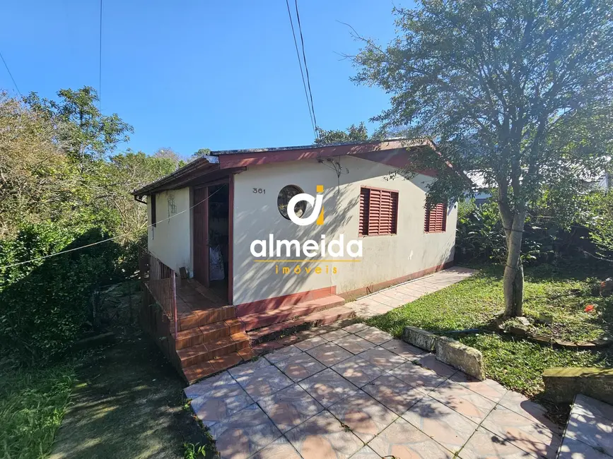 Casa com 2 quartos à venda, 91m2 em Chácara das Flores, Santa Maria - RS - imagem 2 Foto 2 de Casa com 2 quartos à venda, 91m2 em Chácara das Flores, Santa Maria - RS