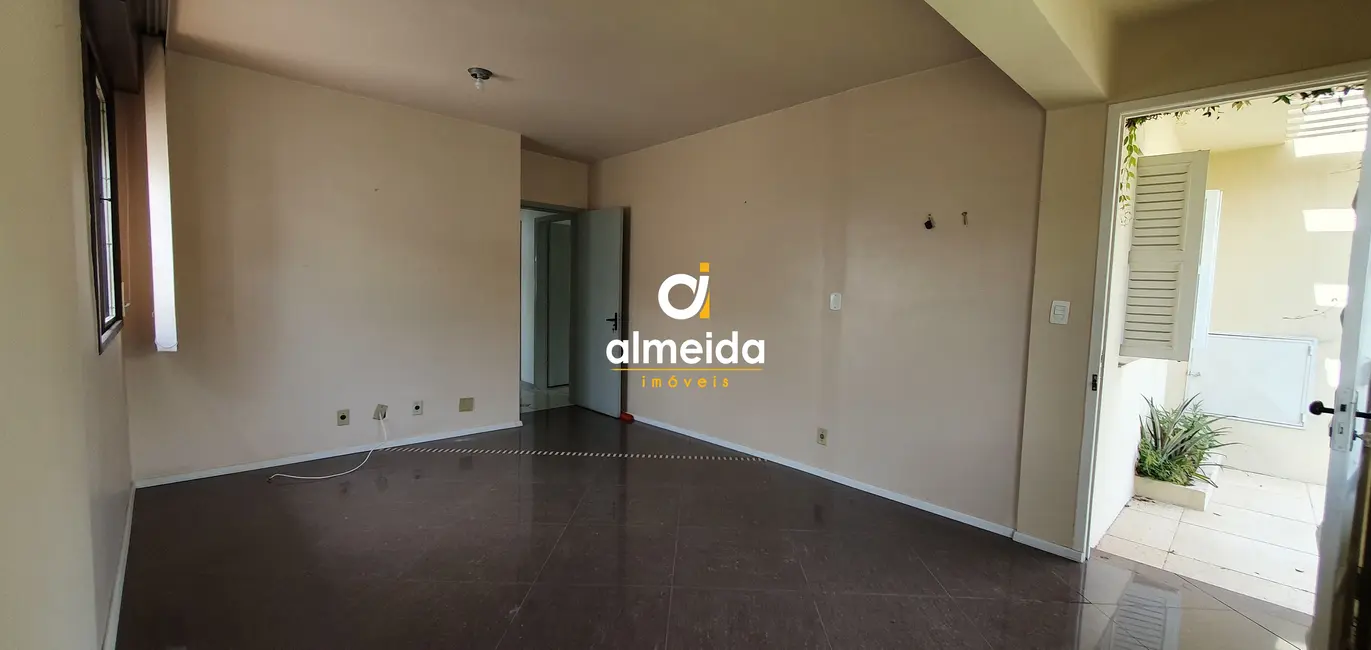 Casa com 4 quartos à venda, 268m2 em Nossa Senhora de Lourdes, Santa Maria - RS - imagem 6 Foto 6 de Casa com 4 quartos à venda, 268m2 em Nossa Senhora de Lourdes, Santa Maria - RS