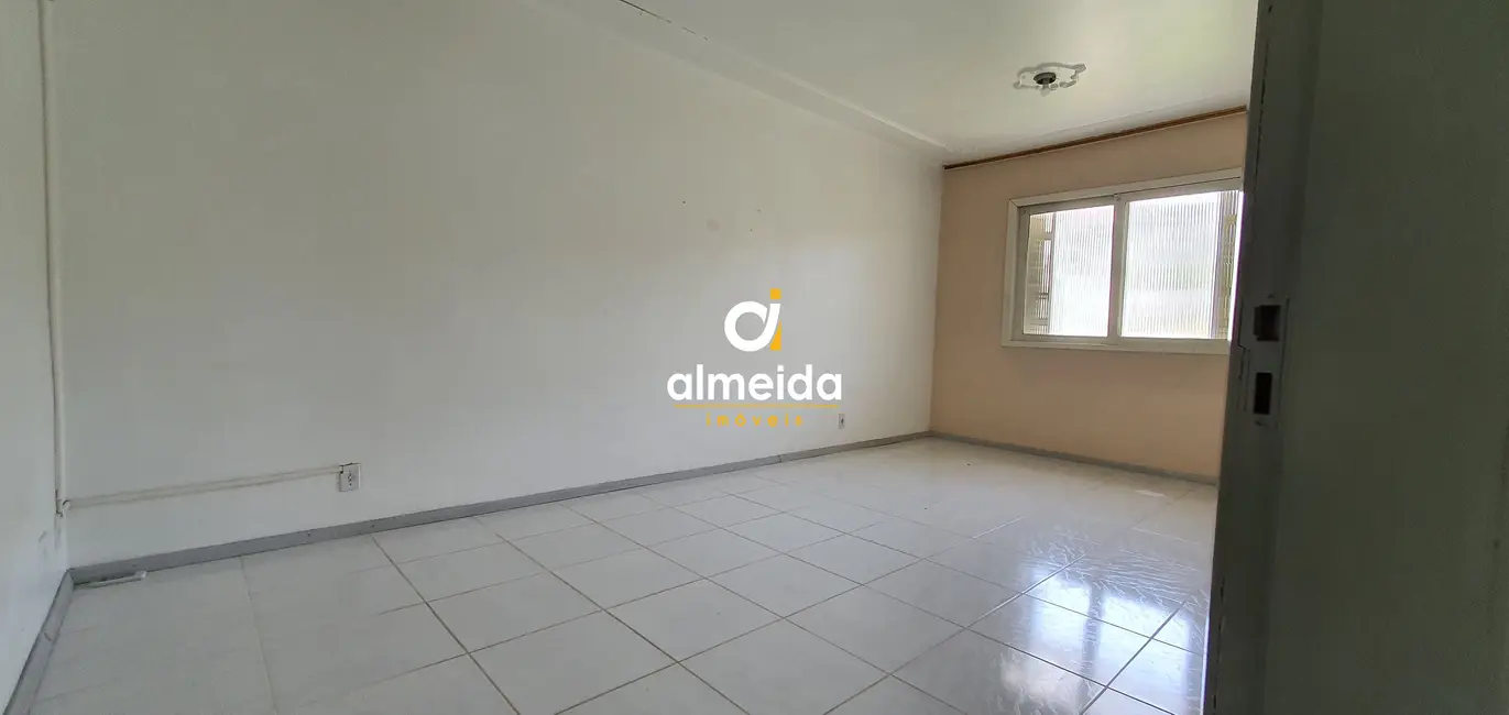 Casa com 4 quartos à venda, 268m2 em Nossa Senhora de Lourdes, Santa Maria - RS - imagem 8 Foto 8 de Casa com 4 quartos à venda, 268m2 em Nossa Senhora de Lourdes, Santa Maria - RS
