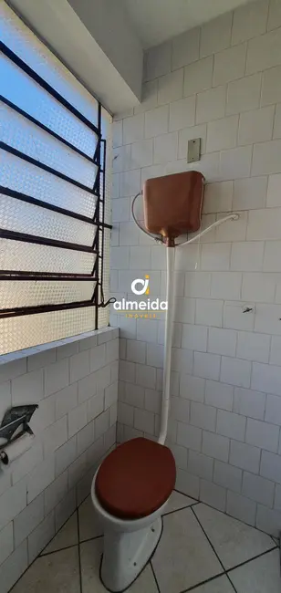 Apartamento com 3 quartos para alugar, 72m2 em Centro, Santa Maria - RS - imagem 9 Foto 9 de Apartamento com 3 quartos para alugar, 72m2 em Centro, Santa Maria - RS