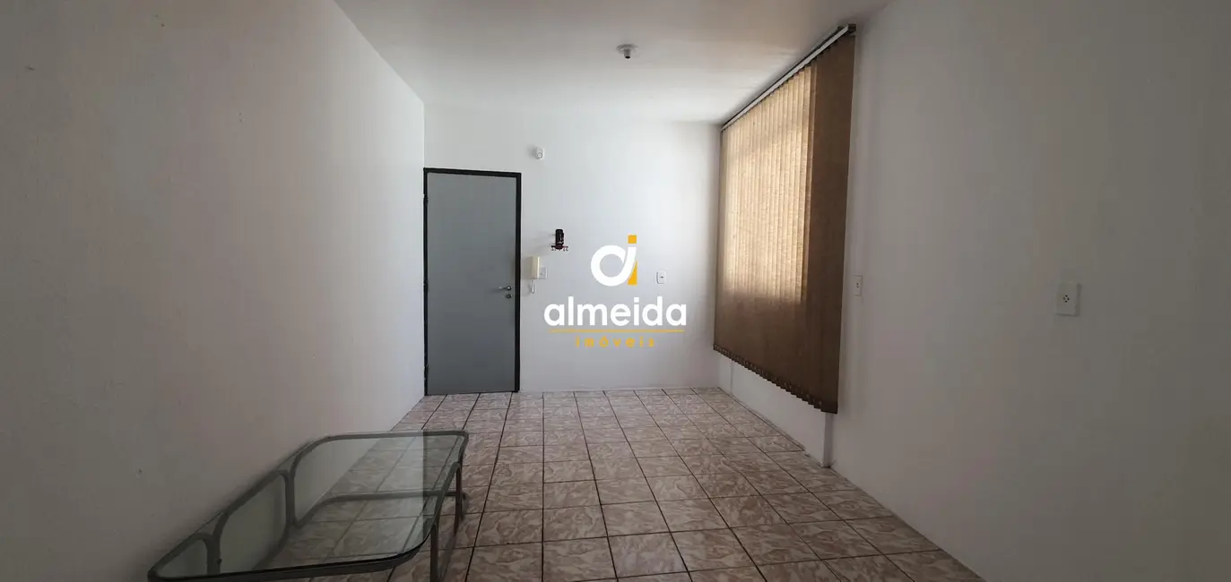 Apartamento com 3 quartos para alugar, 72m2 em Centro, Santa Maria - RS - imagem 1 Foto 1 de Apartamento com 3 quartos para alugar, 72m2 em Centro, Santa Maria - RS