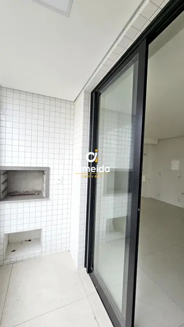 Apartamento com 2 quartos à venda, 54m2 em Centro, Santa Maria - RS - imagem 8 Foto 8 de Apartamento com 2 quartos à venda, 54m2 em Centro, Santa Maria - RS