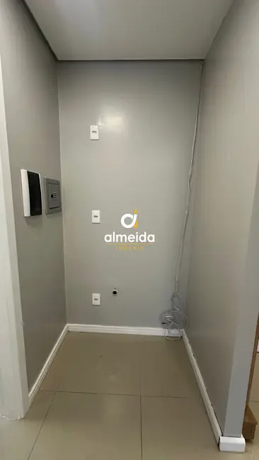 Sala Comercial com 1 quarto à venda, 34m2 em Nossa Senhora das Dores, Santa Maria - RS - imagem 5 Foto 5 de Sala Comercial com 1 quarto à venda, 34m2 em Nossa Senhora das Dores, Santa Maria - RS