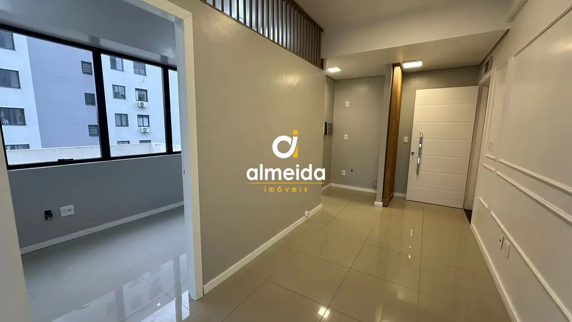 Sala Comercial com 1 quarto à venda, 34m2 em Nossa Senhora das Dores, Santa Maria - RS - imagem 4 Foto 4 de Sala Comercial com 1 quarto à venda, 34m2 em Nossa Senhora das Dores, Santa Maria - RS