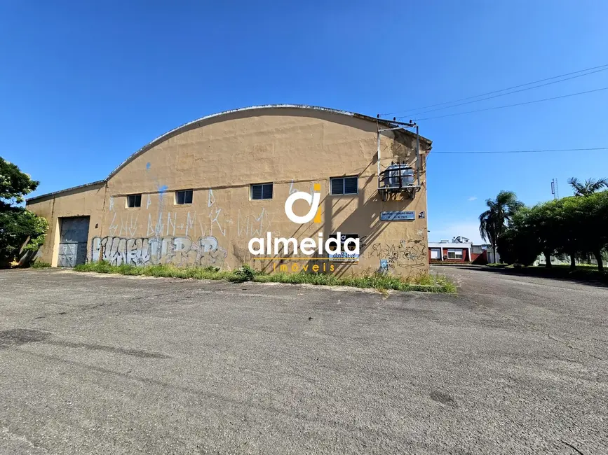 Armazém / Galpão com 3 quartos para alugar, 1700m2 em Camobi, Santa Maria - RS - imagem 1 Foto 1 de Armazém / Galpão com 3 quartos para alugar, 1700m2 em Camobi, Santa Maria - RS