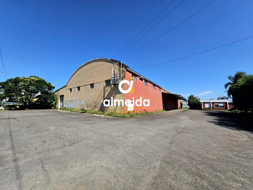 Armazém / Galpão com 3 quartos para alugar, 1700m2 em Camobi, Santa Maria - RS - imagem 3 Foto 3 de Armazém / Galpão com 3 quartos para alugar, 1700m2 em Camobi, Santa Maria - RS