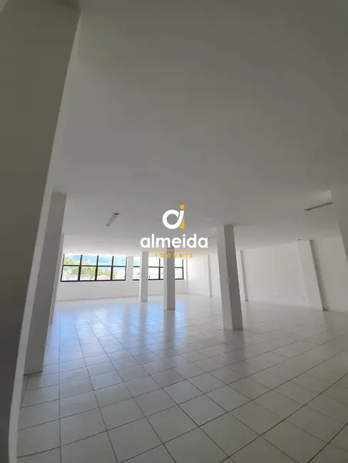 Foto 1 de Sala Comercial com 1 quarto à venda, 715m2 em Camobi, Santa Maria - RS