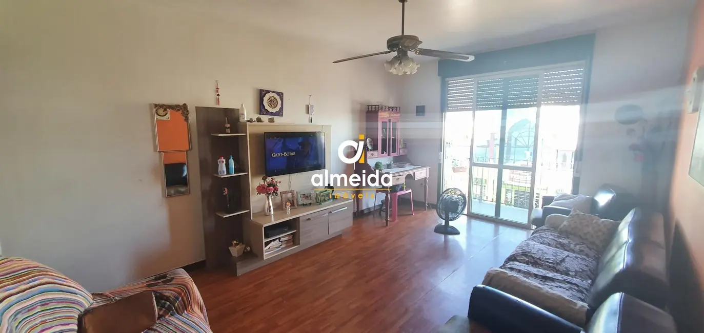 Foto 1 de Apartamento com 3 quartos à venda, 123m2 em Duque de Caxias, Santa Maria - RS