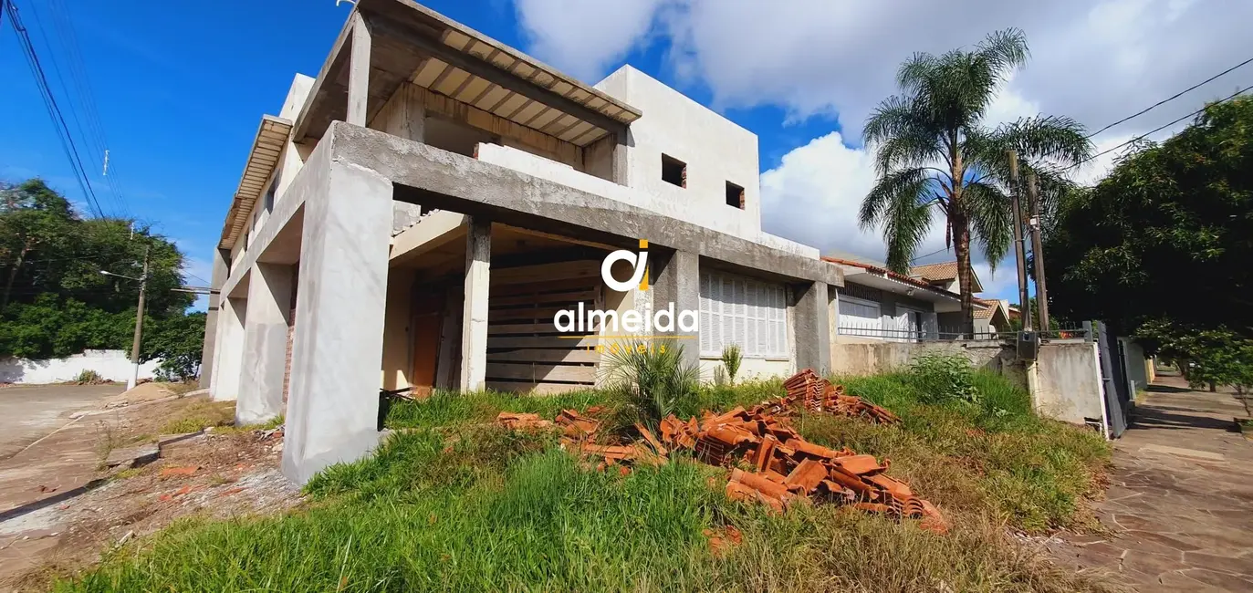 Foto 1 de Casa com 4 quartos à venda, 430m2 em Camobi, Santa Maria - RS