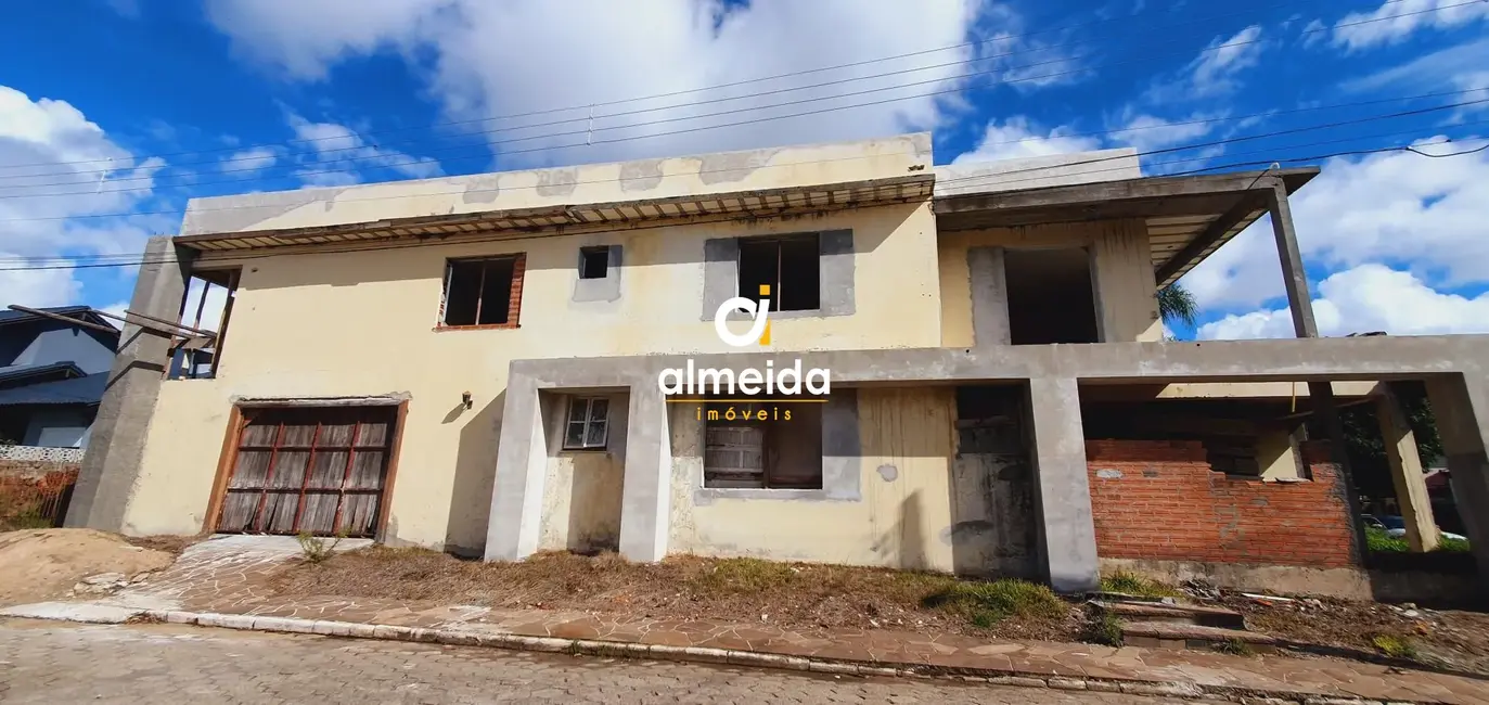 Foto 3 de Casa com 4 quartos à venda, 430m2 em Camobi, Santa Maria - RS