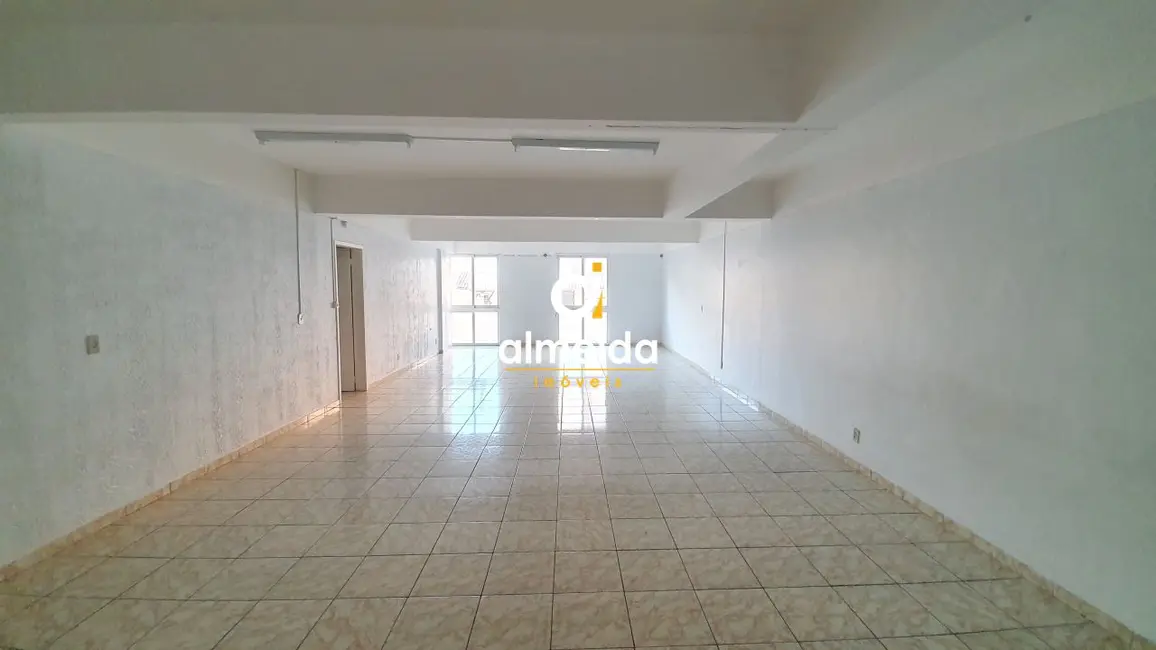 Foto 5 de Sala Comercial com 4 quartos para alugar, 280m2 em Centro, Santa Maria - RS