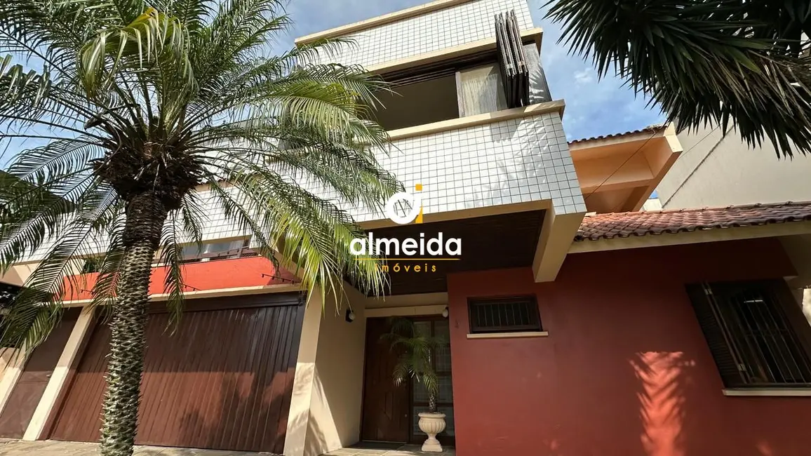 Casa com 4 quartos à venda, 365m2 em Nossa Senhora de Lourdes, Santa Maria - RS - imagem 1 Foto 1 de Casa com 4 quartos à venda, 365m2 em Nossa Senhora de Lourdes, Santa Maria - RS