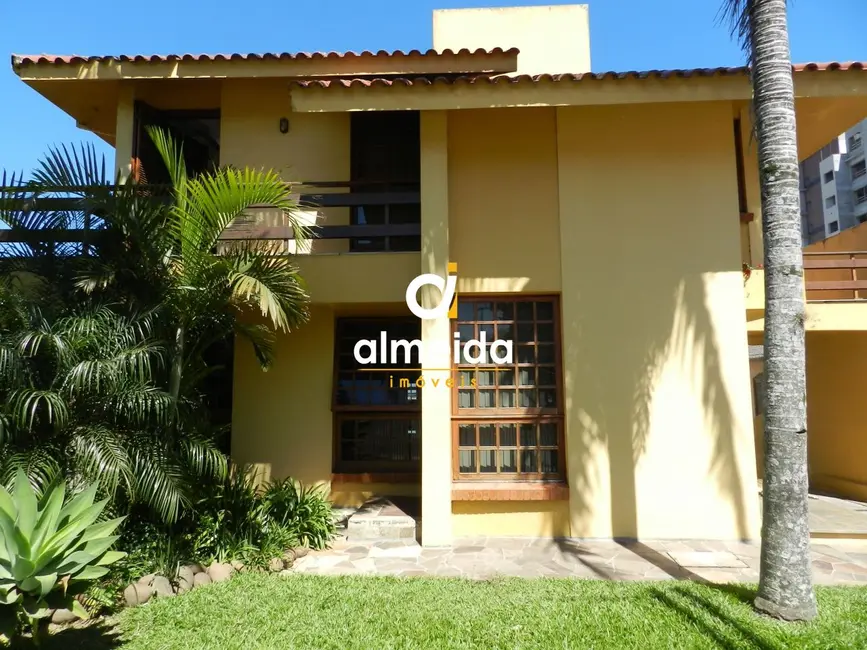 Foto 2 de Loja com 4 quartos à venda, 411m2 em Nossa Senhora de Lourdes, Santa Maria - RS