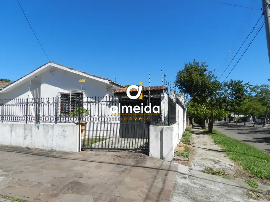 Foto 1 de Casa com 3 quartos à venda, 150m2 em Patronato, Santa Maria - RS