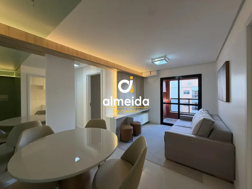 Foto 2 de Apartamento com 2 quartos à venda, 68m2 em Uglione, Santa Maria - RS