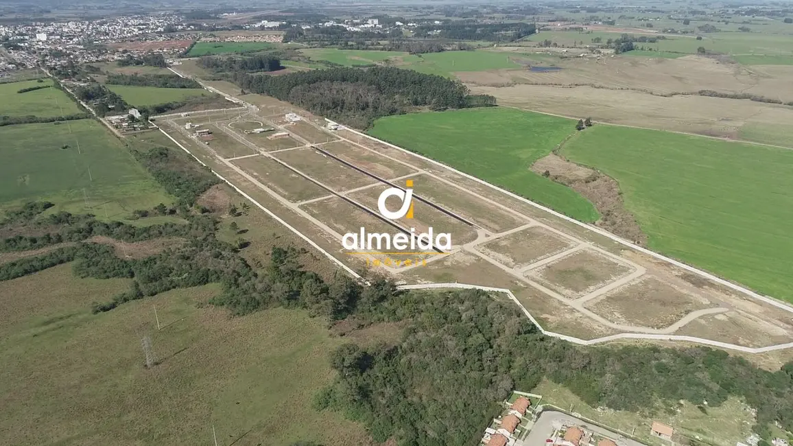 Foto 1 de Terreno / Lote à venda, 411m2 em Camobi, Santa Maria - RS
