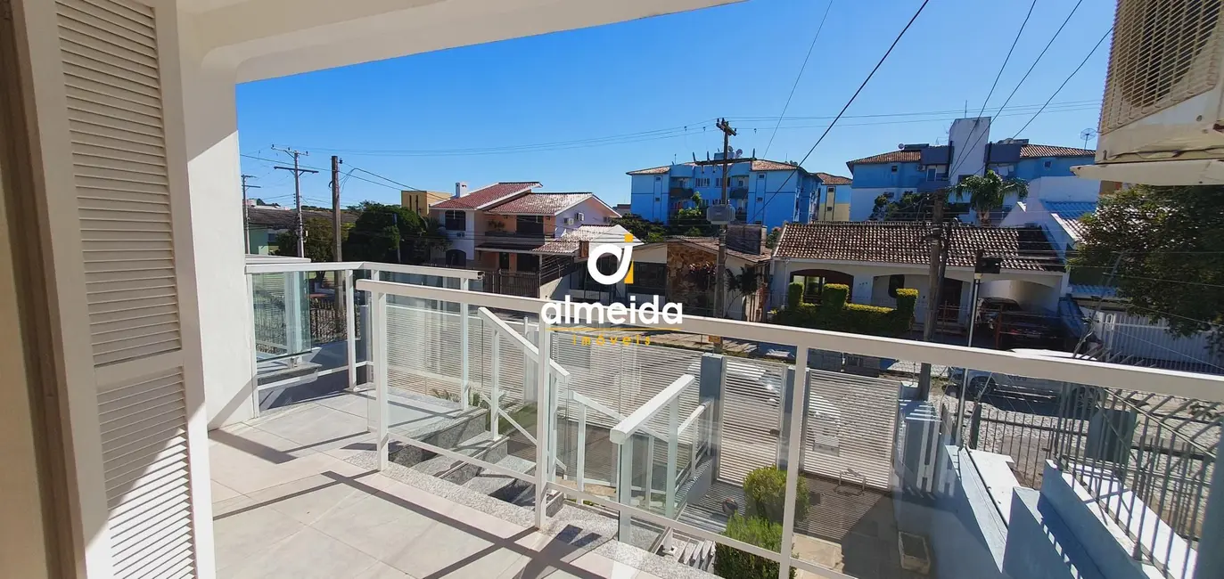 Casa com 4 quartos à venda, 390m2 em Duque de Caxias, Santa Maria - RS - imagem 6 Foto 6 de Casa com 4 quartos à venda, 390m2 em Duque de Caxias, Santa Maria - RS