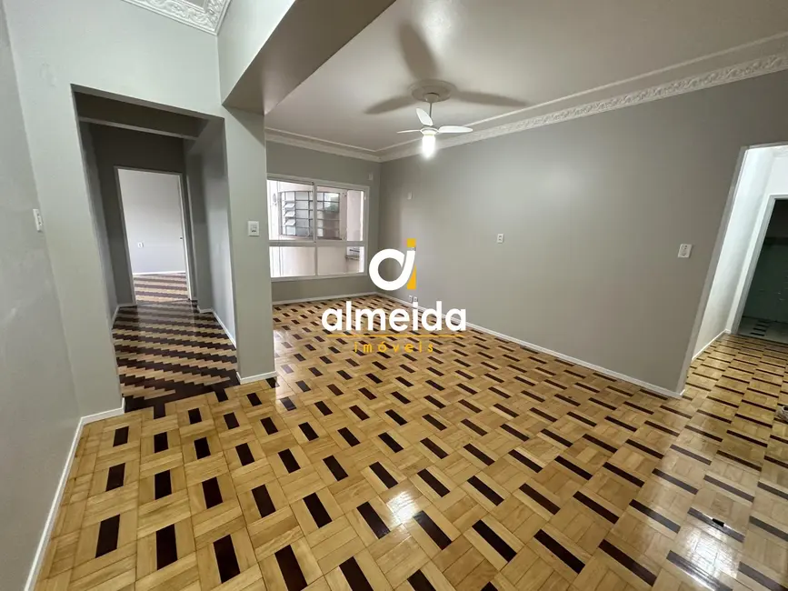 Foto 3 de Apartamento com 2 quartos à venda, 80m2 em Centro, Santa Maria - RS