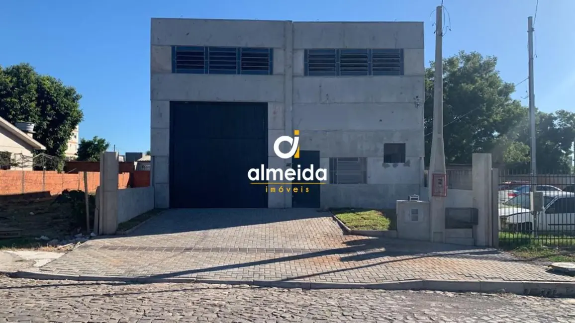Foto 1 de Armazém / Galpão com 1 quarto para alugar, 200m2 em Nossa Senhora Medianeira, Santa Maria - RS