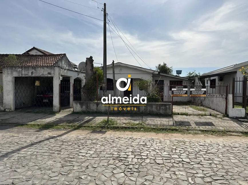 Foto 1 de Casa com 3 quartos à venda, 214m2 em Camobi, Santa Maria - RS