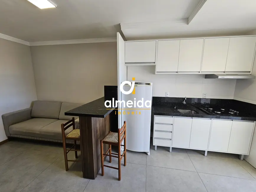 Apartamento com 1 quarto para alugar, 38m2 em Nossa Senhora do Rosário, Santa Maria - RS - imagem 3 Foto 3 de Apartamento com 1 quarto para alugar, 38m2 em Nossa Senhora do Rosário, Santa Maria - RS