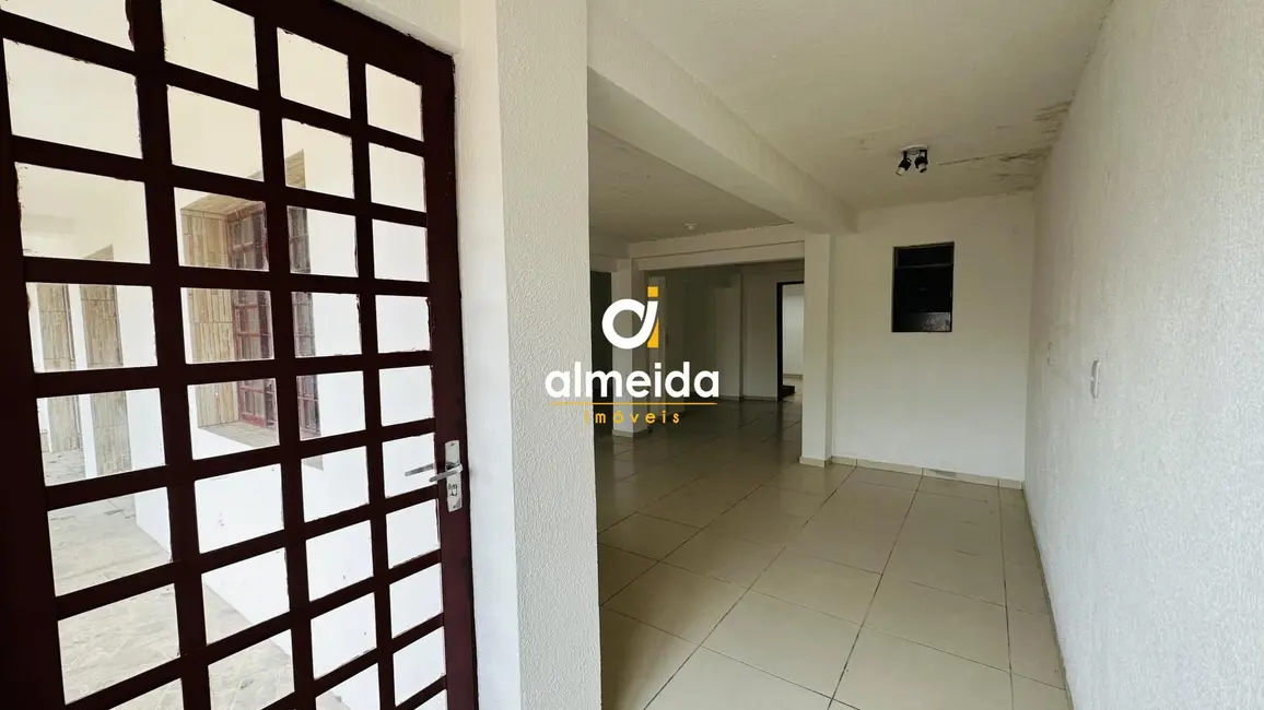 Casa com 3 quartos à venda, 336m2 em Tancredo Neves, Santa Maria - RS - imagem 4 Foto 4 de Casa com 3 quartos à venda, 336m2 em Tancredo Neves, Santa Maria - RS