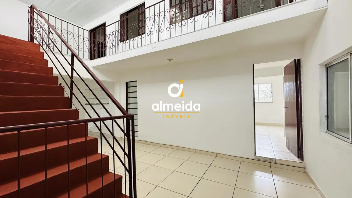 Casa com 3 quartos à venda, 336m2 em Tancredo Neves, Santa Maria - RS - imagem 8 Foto 8 de Casa com 3 quartos à venda, 336m2 em Tancredo Neves, Santa Maria - RS