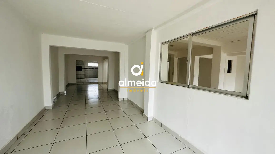 Casa com 3 quartos à venda, 336m2 em Tancredo Neves, Santa Maria - RS - imagem 6 Foto 6 de Casa com 3 quartos à venda, 336m2 em Tancredo Neves, Santa Maria - RS