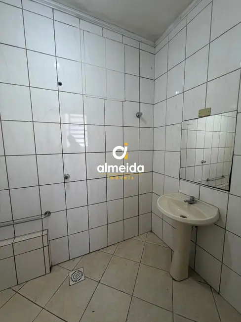 Foto 6 de Sala Comercial com 3 quartos para alugar, 100m2 em Nossa Senhora de Fátima, Santa Maria - RS