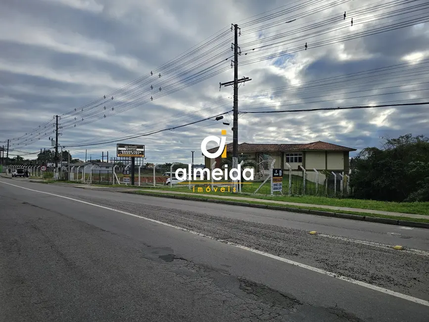 Foto 1 de Prédio Inteiro com 3 quartos para alugar, 385m2 em Nossa Senhora Medianeira, Santa Maria - RS